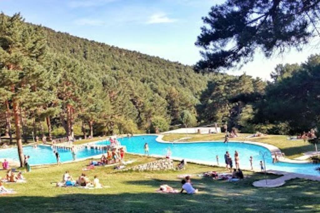 La Candela Cercedilla Buitenkant foto